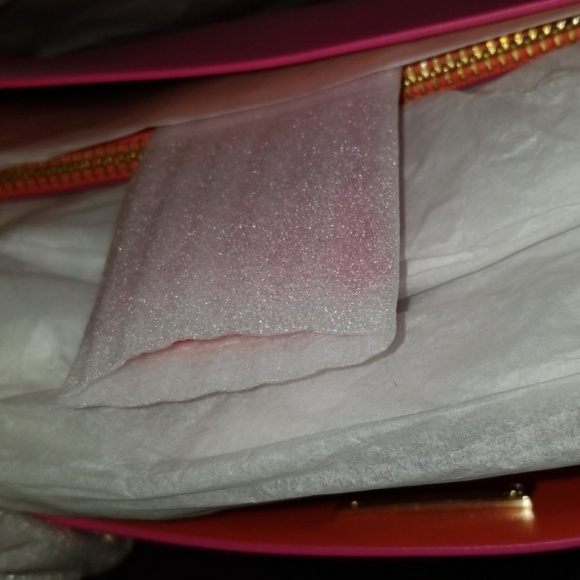 Kate Spade Purse - Picture 4 of 7